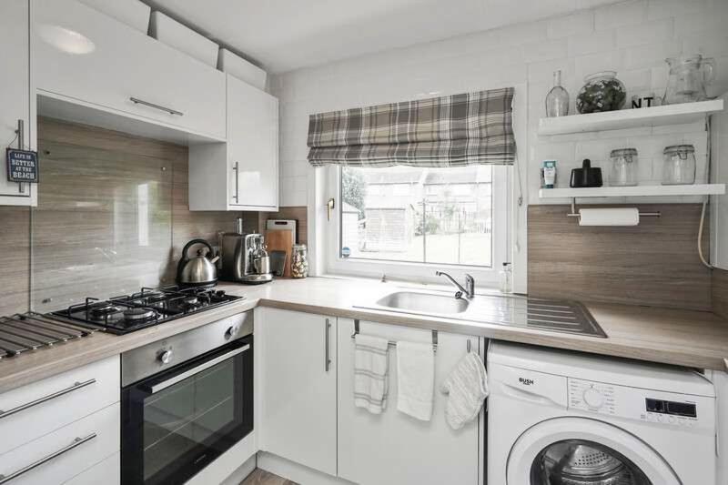 House With Garden And Parking 15 Min To Center Vakantiehuis *