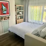 House With Garden And Parking 15 Min To City Center